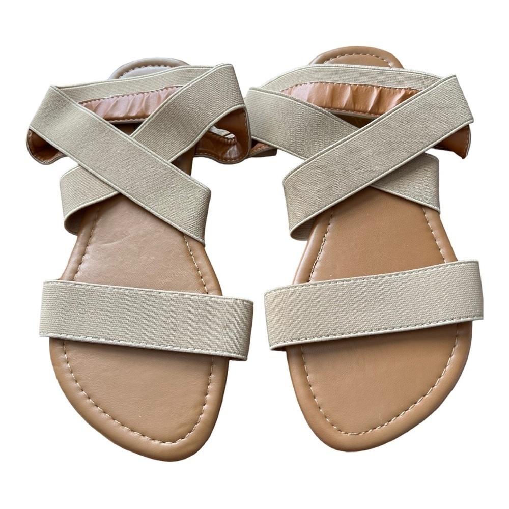 Shoes Sandals Vegan Faux Leather Womens size 7‎ Beige Neutral Strappy Flat